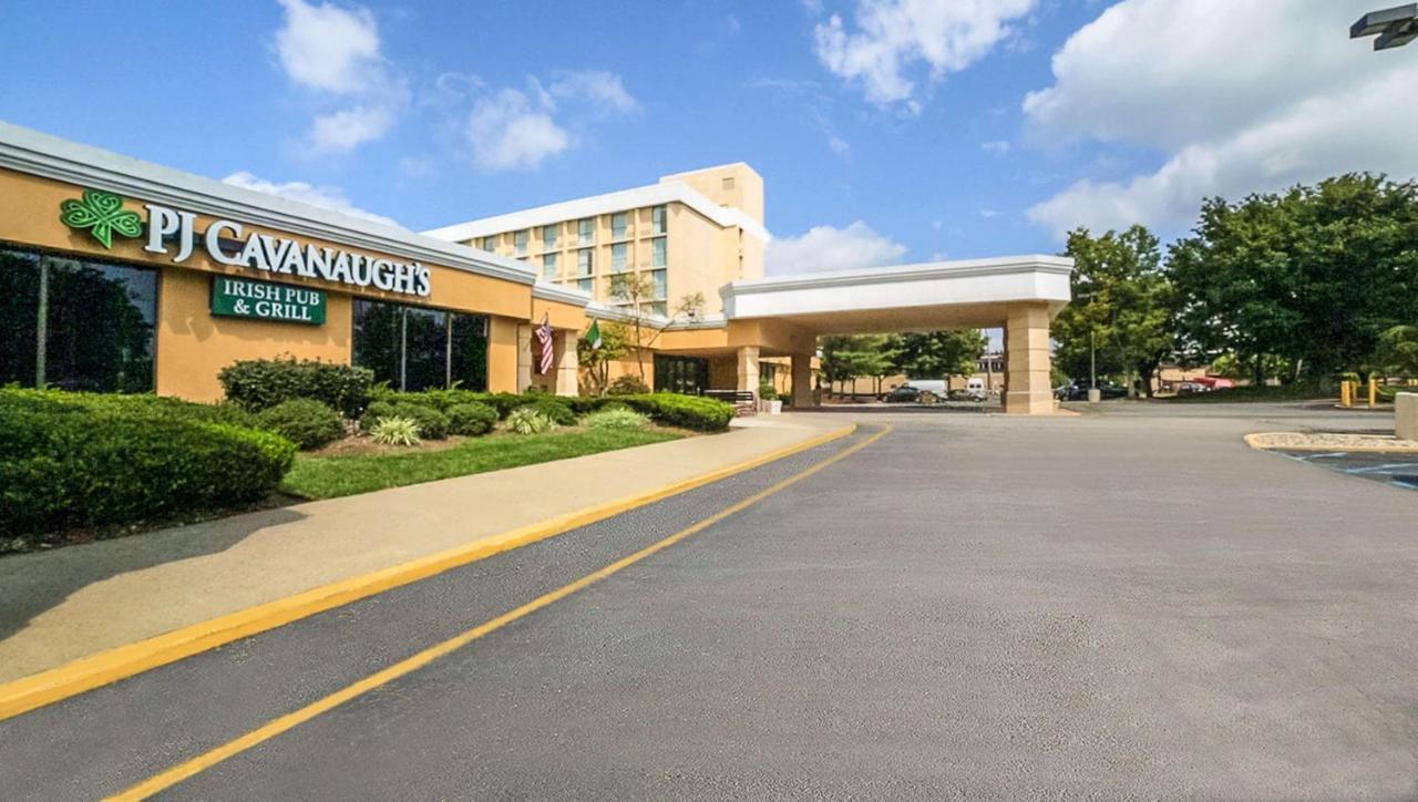Magnuson Grand & Conference Center Somerset-Bridgewater Bagian luar foto