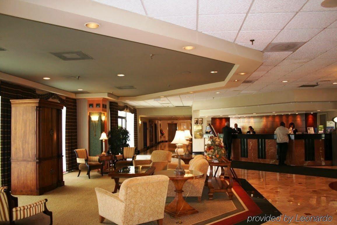 Magnuson Grand & Conference Center Somerset-Bridgewater Bagian luar foto